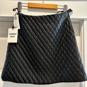 NWT Aritzia Vegan Leather Quilted Mini Skirt